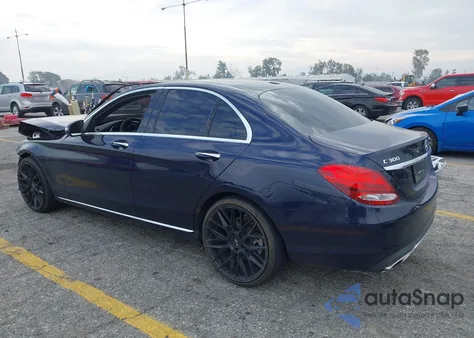 2018 Mercedes-Benz C 300 из США, поврежденный, VIN 55SWF4JB9JU281894